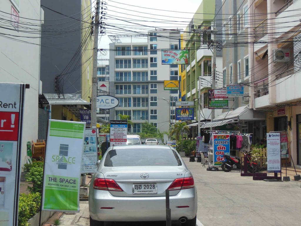 Boomerang Guesthouse And Bar Pattaya Εξωτερικό φωτογραφία