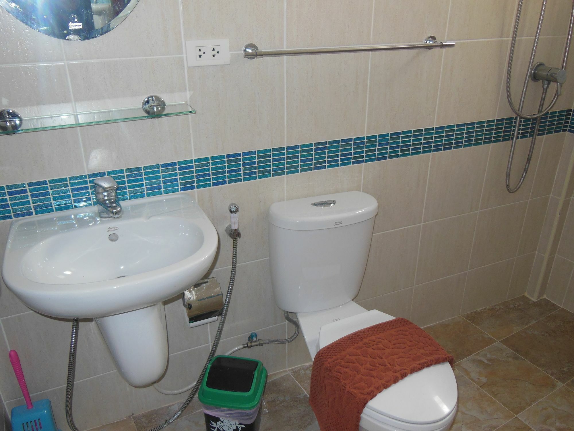 Boomerang Guesthouse And Bar Pattaya Εξωτερικό φωτογραφία