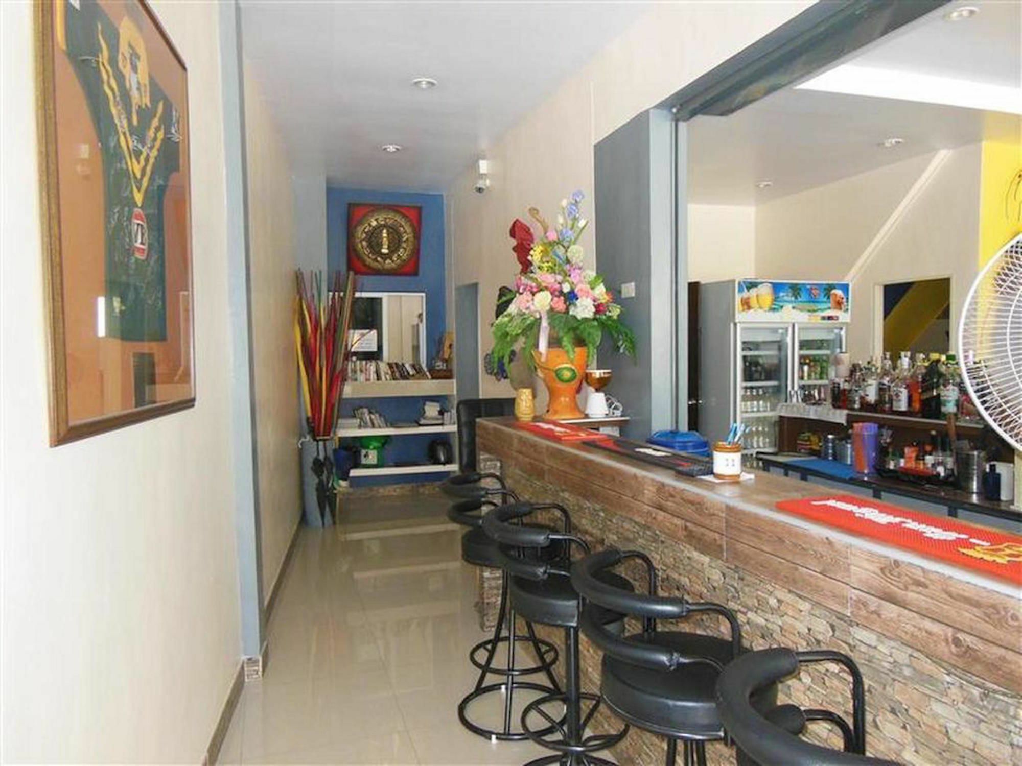 Boomerang Guesthouse And Bar Pattaya Εξωτερικό φωτογραφία
